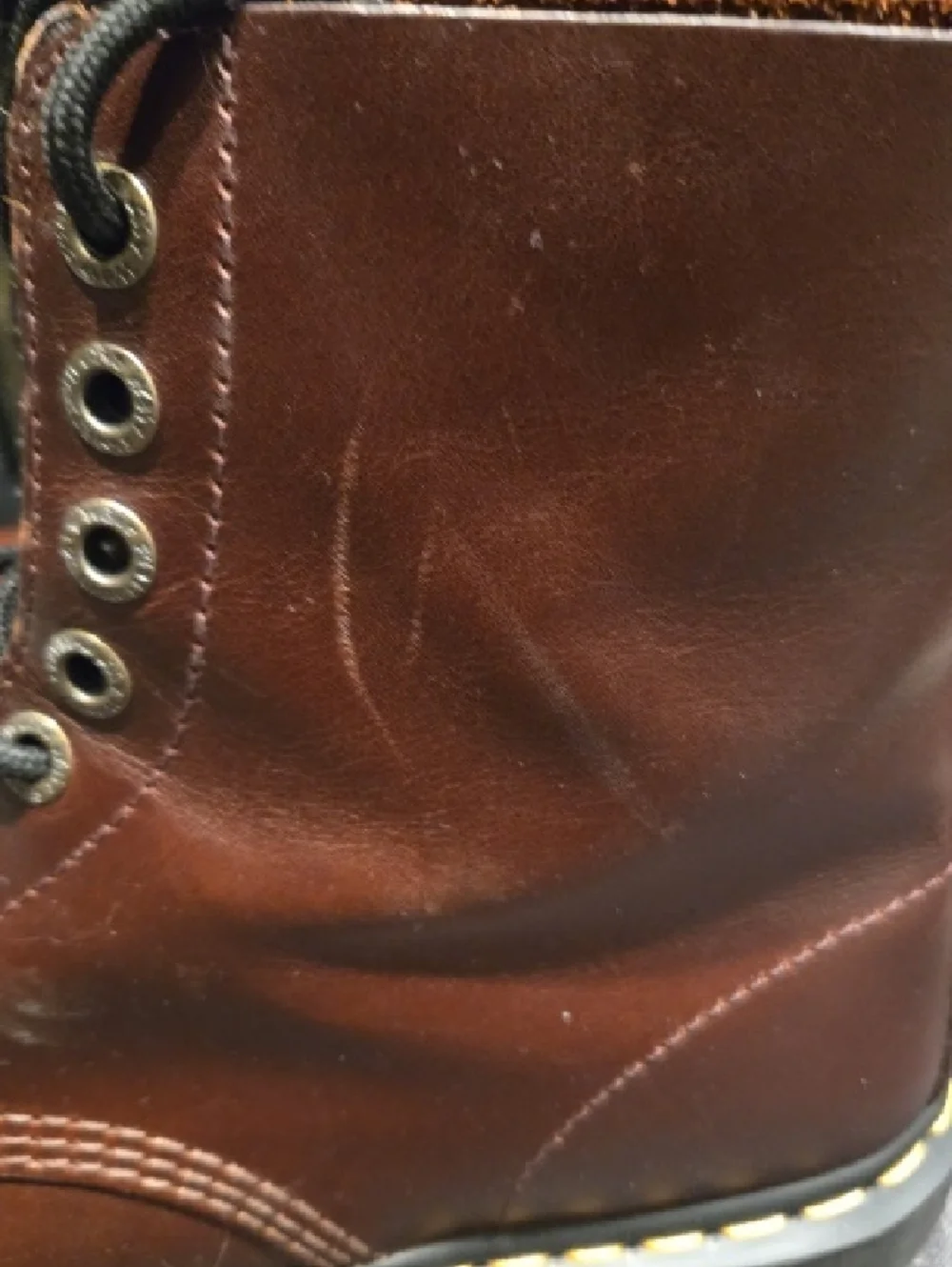 Dr. Martens Brown 1460 Pascal MAX - Picture 3 of 5